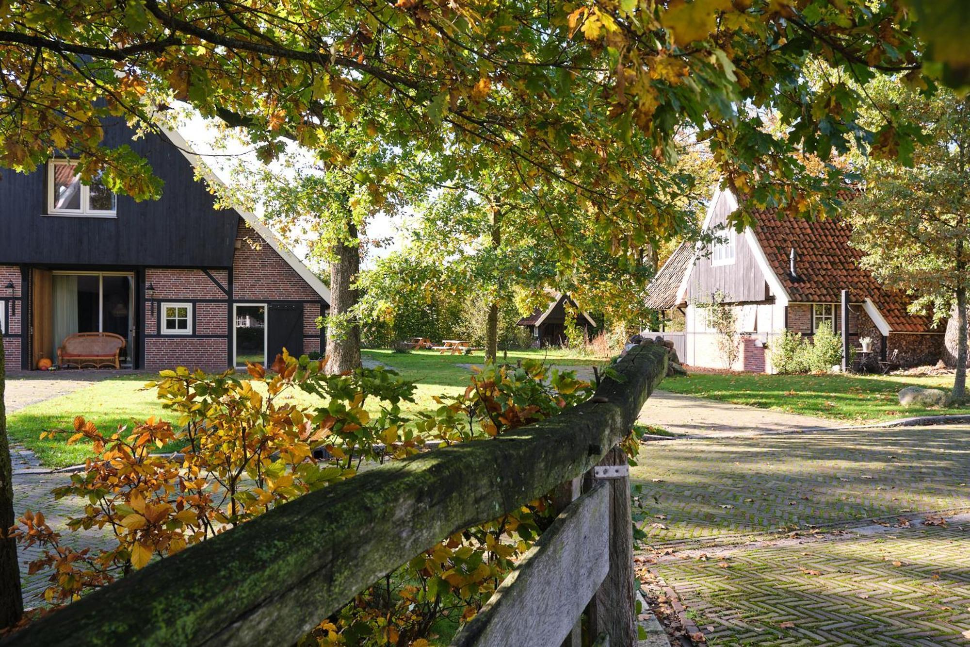 Loosan Lodges Gastenhuis Reutum 外观 照片